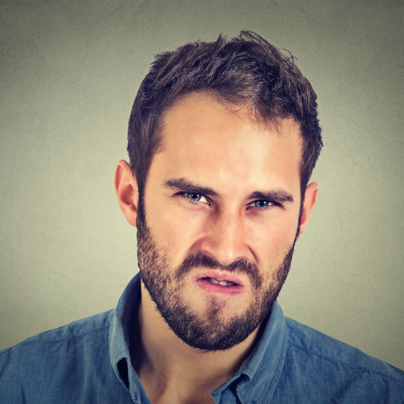 CE QUE DÉTESTE UN PERVERS NARCISSIQUE : SES 6 FAILLES CACHÉES