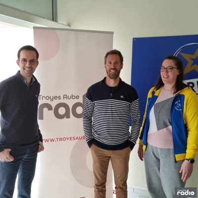 NUMÉRO 10 - La section sportive Handball au collège Pierre Brossolette de la Chapelle-Saint-Luc cover