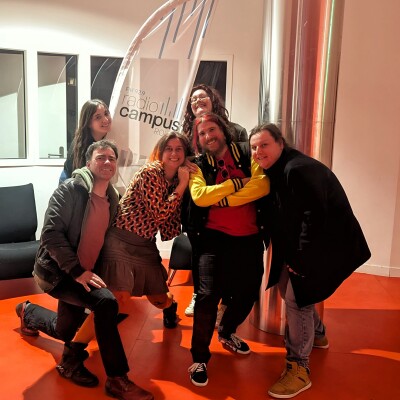 L'Assoc Piquante se baigne sur la plage musicale de Ouistreham cover