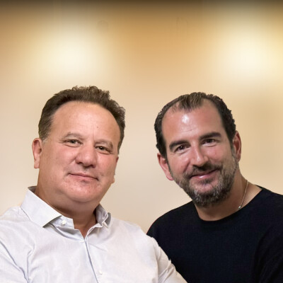 LE PARCOURS D’UN BÂTISSEUR DE MARQUES : RENCONTRE AVEC MICHAEL ILLOUZ cover