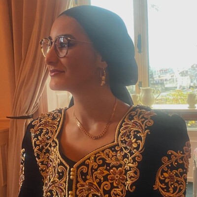 Elle Active Forum - Salwa Boujour-Journaliste & Autrice cover