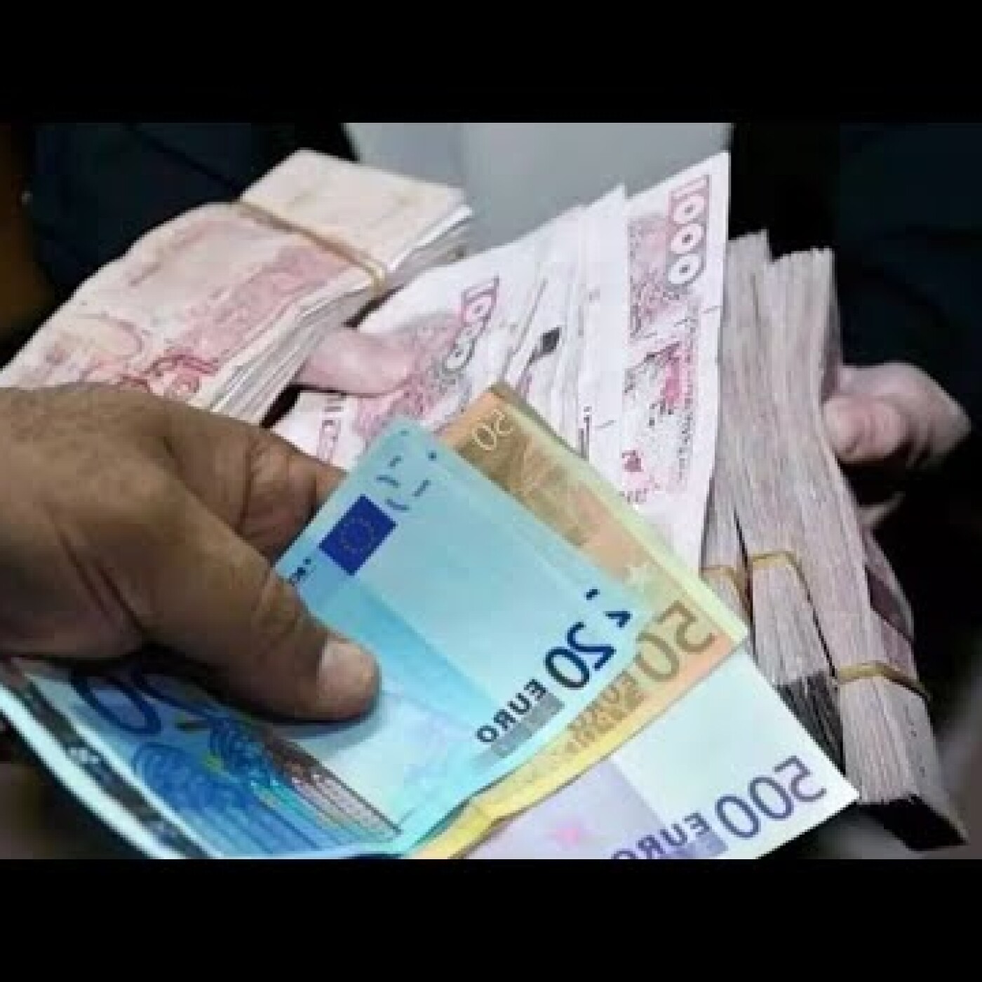 1 Euro = 265,5 DA : nouveau record dans une Algérie en très mauvaise santé économique episode artwork
