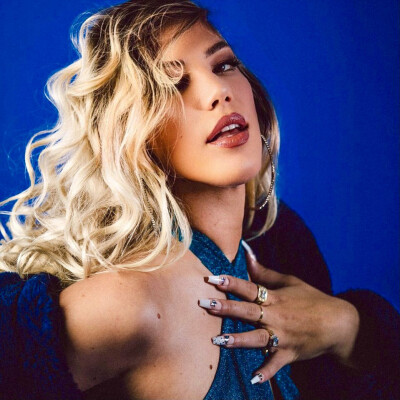 ITW : Une bad betch qui FOULAMERDE ! (ft. Mara) cover