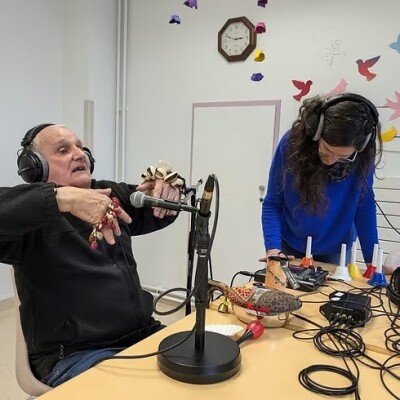 D’aussi loin que je t’entends + D’une maison à une autre cover