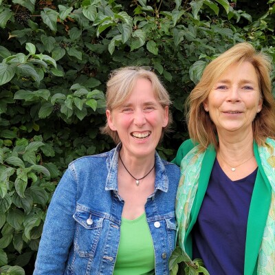 Pleins feux sur les cours de religion avec Vinciane Pirotte et Alexandra Boux cover