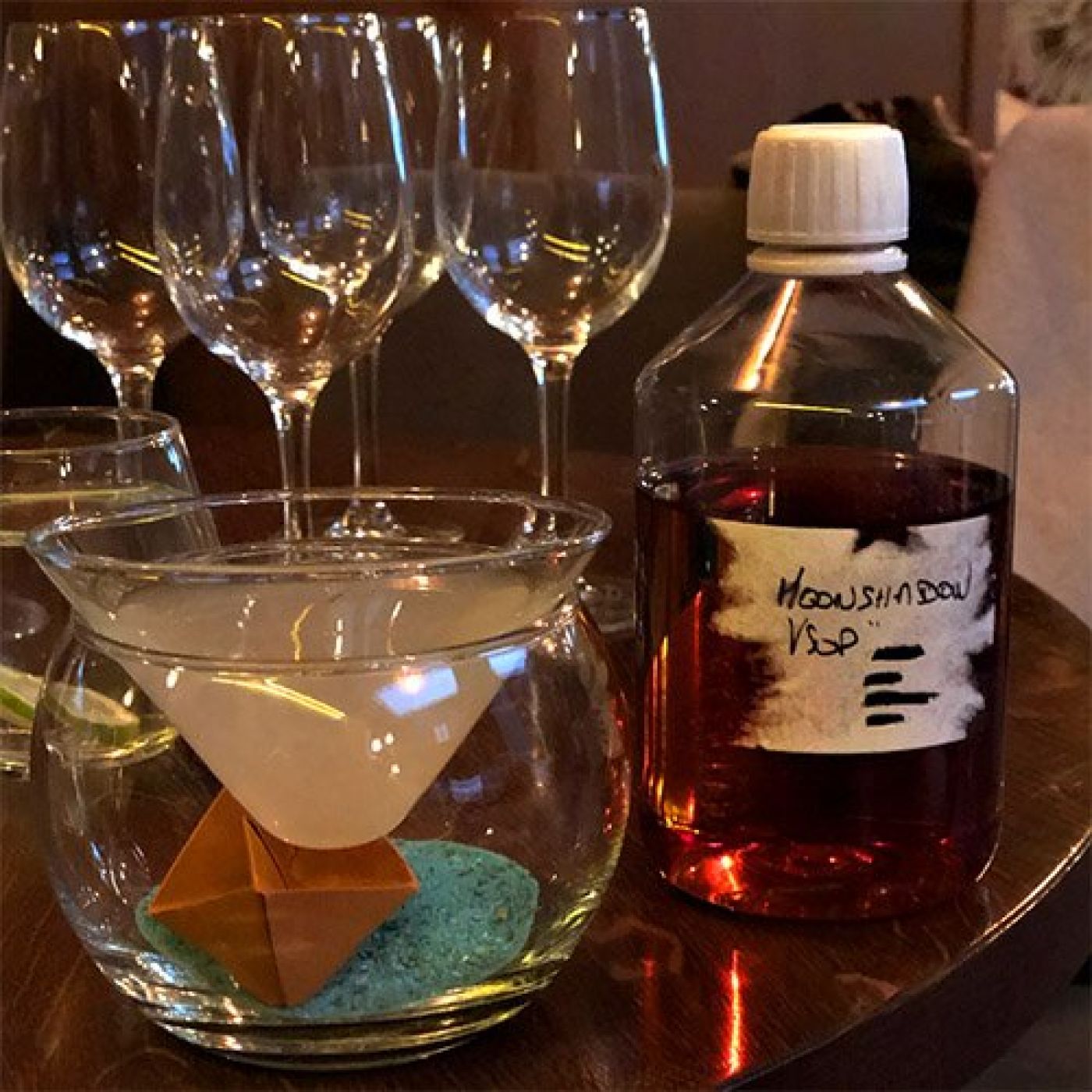 Infosbar Inside #05- Comment j'ai découvert des infos secrètes sur le nouveau cognac Moonshadow episode artwork