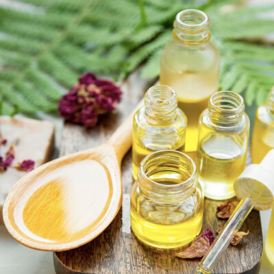 S5 - L’art de transporter les huiles essentielles avec Nathalia Menga - #232 cover