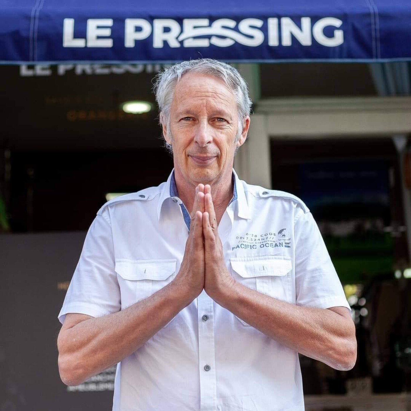 Les Coulisses du Pressing épisode 5 :  l’Art de la Propreté avec Thierry Strauss.