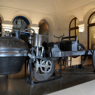 Le Fardier : la première voiture de l’Histoire ! cover