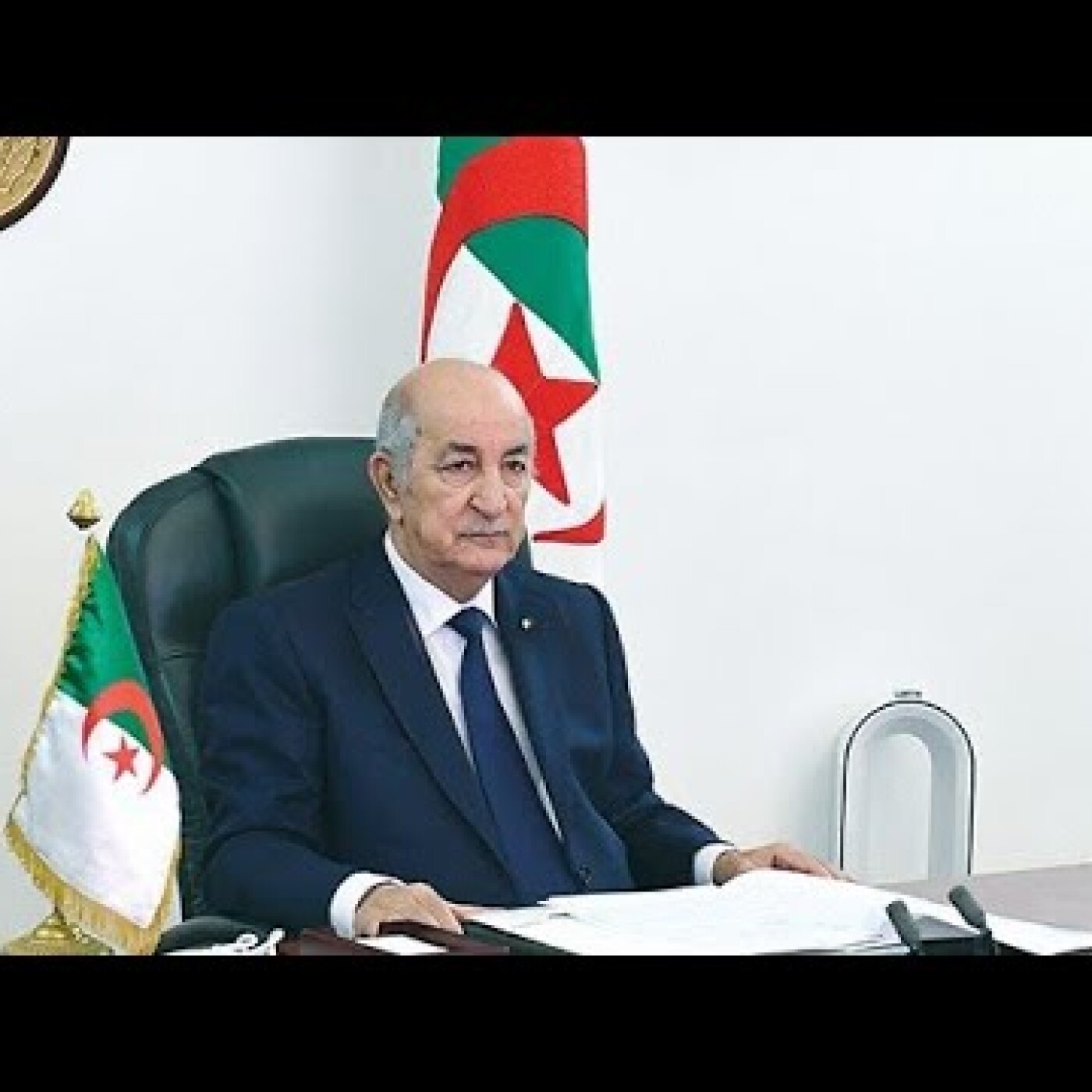 "Rentrez en Algérie et fermez votre gueule" : l'appel de Tebboune aux jeunes Harragas Algériens episode artwork