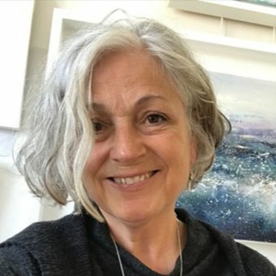 VIP 136 - Isabelle Roberts :À l'écoute de Dieu au travers de l'Art. cover