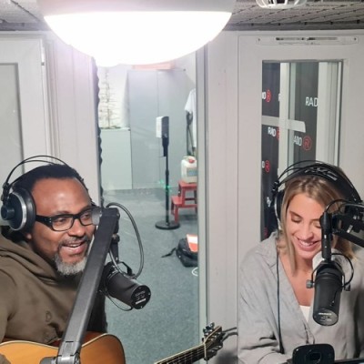 Un R D'actu : Olivier Cheuwa et Shana Pearson cover