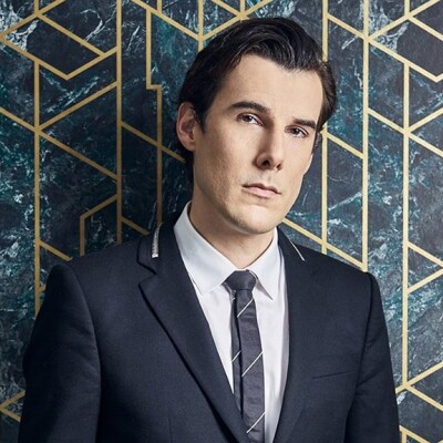 MATHIEU TOUZÉ / COMÉDIEN-METTEUR EN SCÈNE / DIRECTEUR DU THEATRE 14-PARIS cover