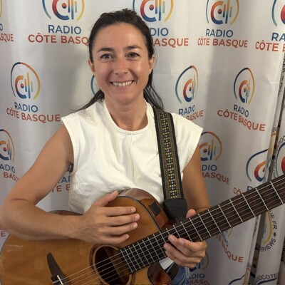 #129 - Sandra M - chanteuse auteure-compositrice-interprète cover