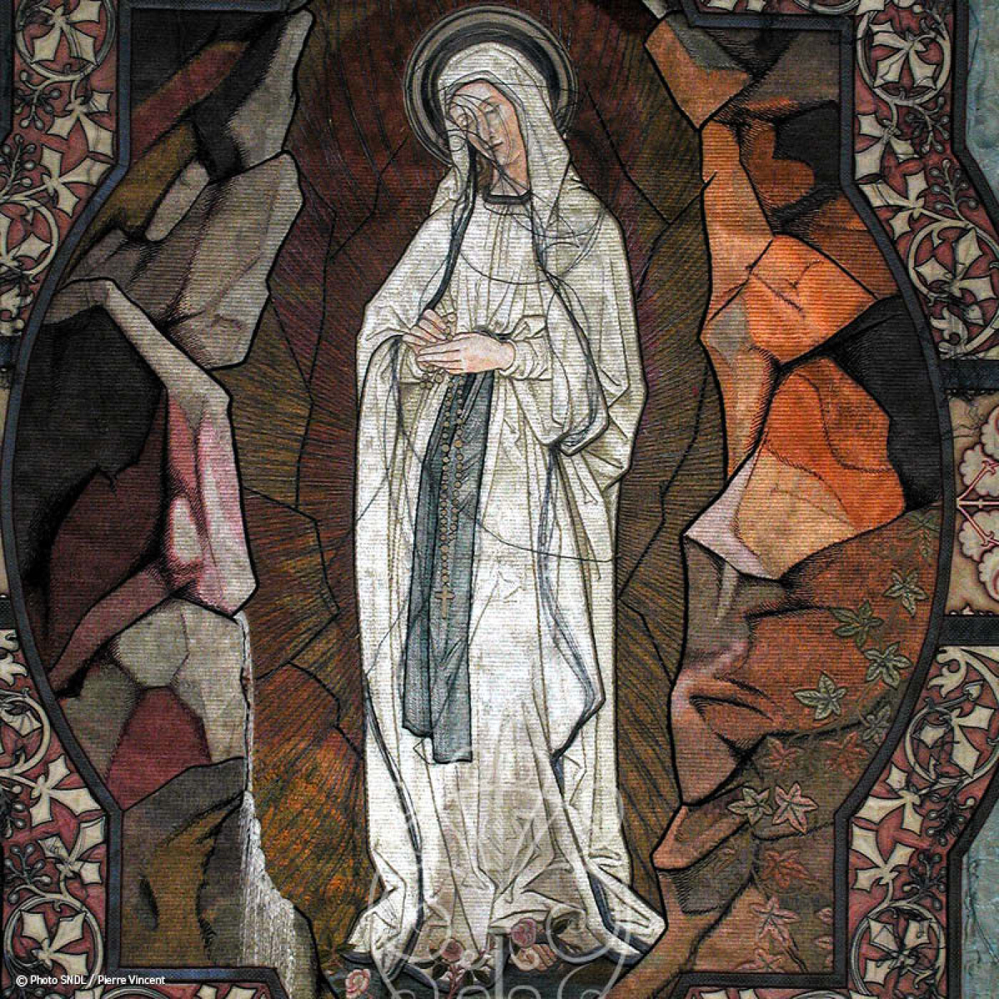 Vivre le mois de Marie avec le Sanctuaire de Lourdes