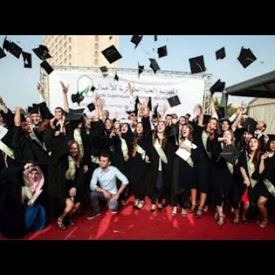 Plus de 75 % des diplômés algériens veulent émigrer et quitter le pays : grand malaise en Algérie ! cover