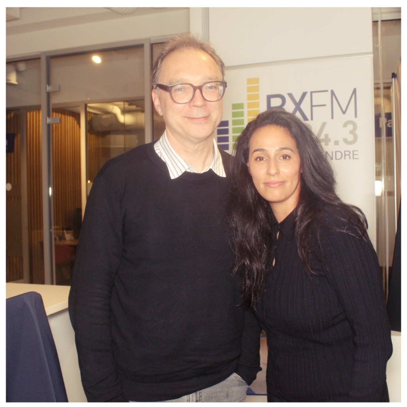 BXFM 104.3 || 100% Bruxelles || 100% Europe