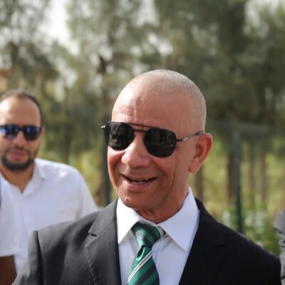 D’abord un indicateur et plus tard un influent homme politique : Bengrina, le miracle Algérien cover