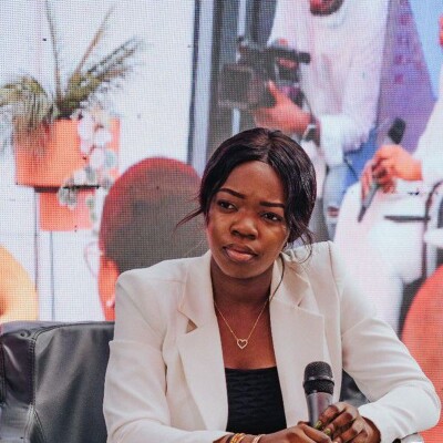 Joséphine Mawete : Une voix inspirante au service de sa communauté et des médias cover