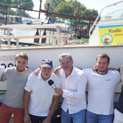 Ce vendredi à E Marine, c'était le baptême du Bateau-Studio des Essentiels. Virgile Lauga et sa Team nous livrent leurs impressions cover