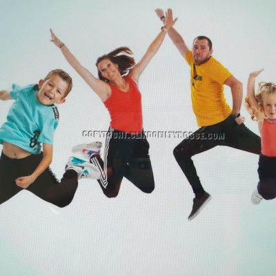 Laure et sa famille s'installent au Portugal - 07 07 2021 - StereoChic Radio cover