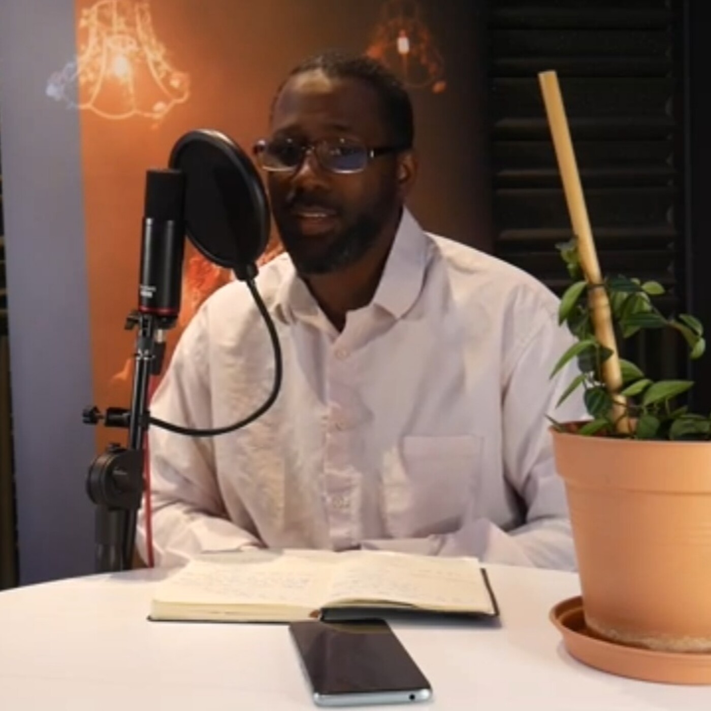 La Vie d'Artiste En Un Podcast : Anecdotes & Coulisses de Scène et de Studio episode artwork