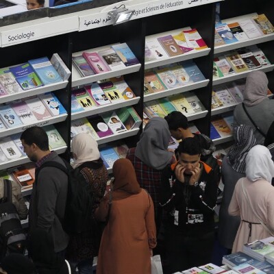 Après le blé et les importations, le régime Algérien boycotte les livres français à cause du.. Maroc cover