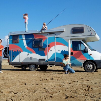 Dora, la créativité en famille cover