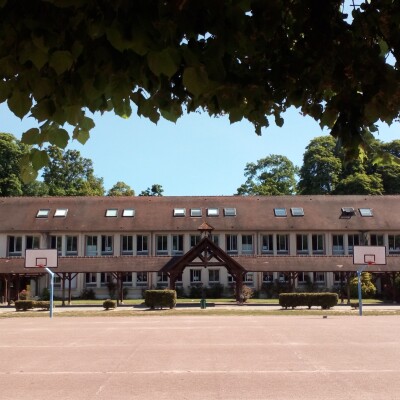 Une série bookflix  pour donner l'envie de lire au collège cover