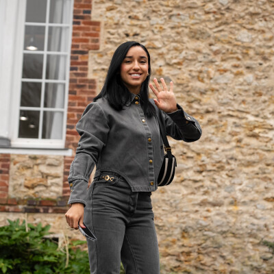 Sakina Karchaoui, gagner pour oublier cover