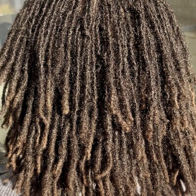 Ses Locks sont comme une diadème, Une Reine Africaine cover