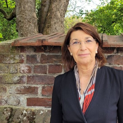 Myriam Watthee-Delmotte présente un livre devenu témoin du temps cover