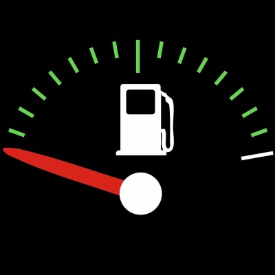 Scrutez votre jauge de carburant ! cover