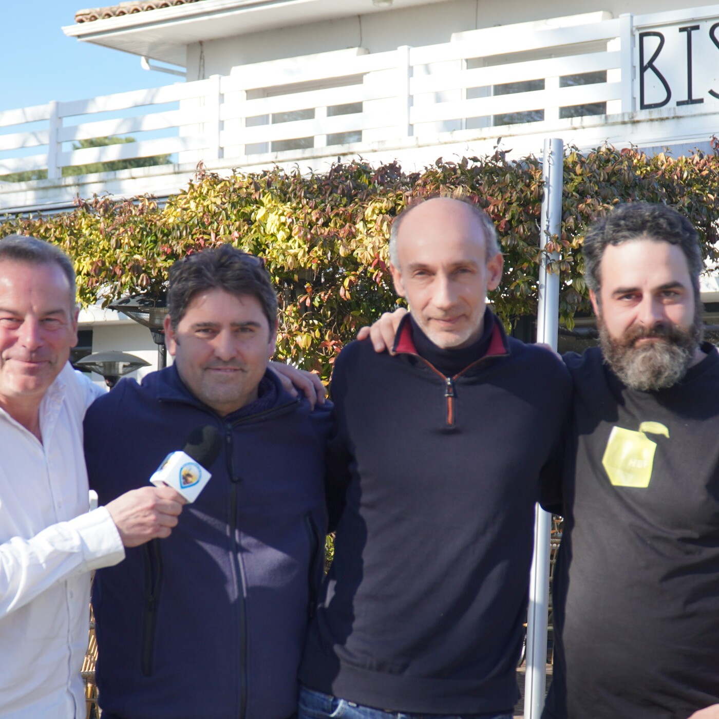 Depuis le Bistro'50 à Gujan-Mestras, Alvaro et Matthieu ont souhaité mettre à l'honneur Romaric de RNID basé sur la convivialité episode artwork