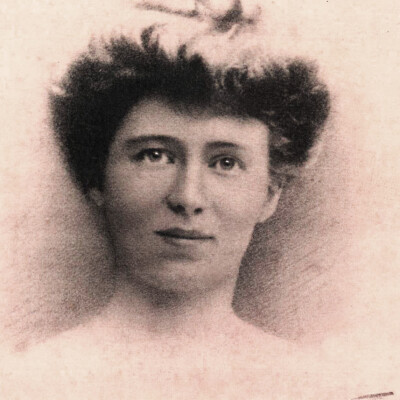 S2_EP9 -L'espionne de Lille : Louise de Bettignies cover