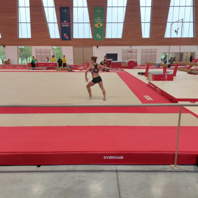 NUMÉRO 10 - L'inauguration du complexe gymnique de Troyes cover