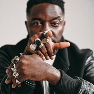 157. Sly Johnson reconnecte avec son héritage congolais avec "Na Lingi Yo", dans son prochain album "Mr. Johnson" cover