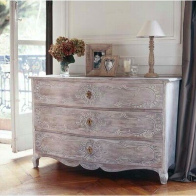 Donnez une seconde vie à vos meubles avec Christian Pessey ! cover