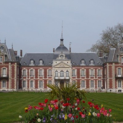 ARCAUX : aider et accompagner des personnes à s'insérer cover