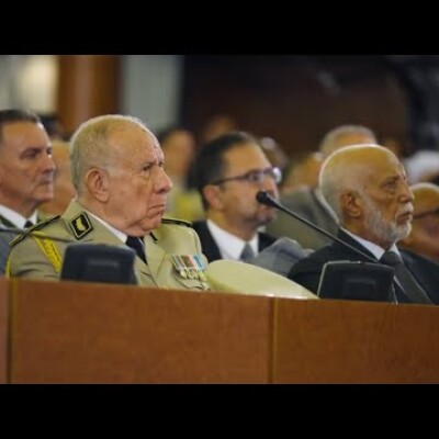 Exclusif. Abdelaziz Belkhadem bientôt président du Conseil de la Nation à la place du vieux Goudjil cover