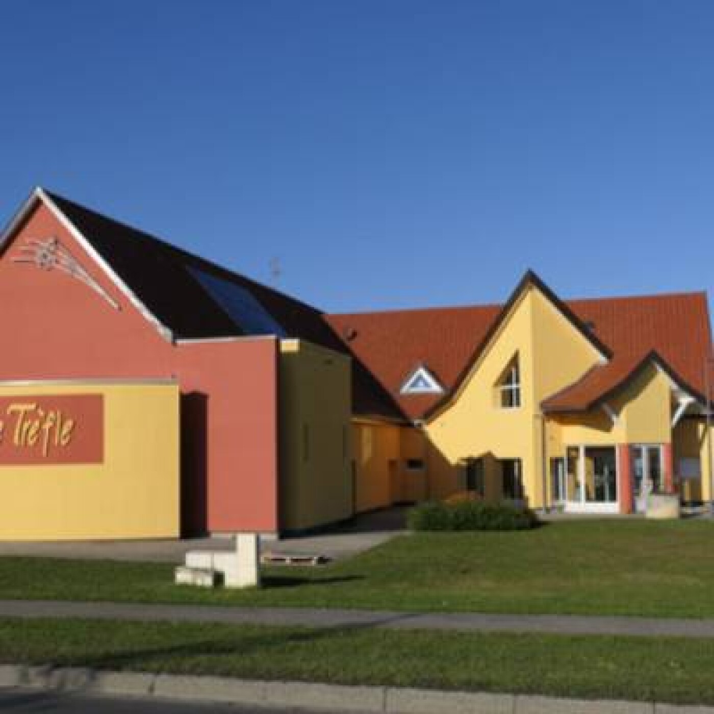 REGION GRAND EST, Autorité de gestion des Financements Européens - École Ungersheim episode artwork