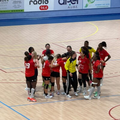 L'INFO SPORT - Sainte-Maure Troyes lance bien sa saison en N1 25-26 face au Bassin Mussipontain cover