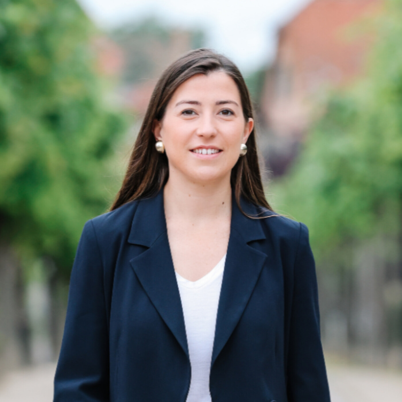 Législatives : La réaction de Louise Morel, candidate pour le MoDem episode artwork