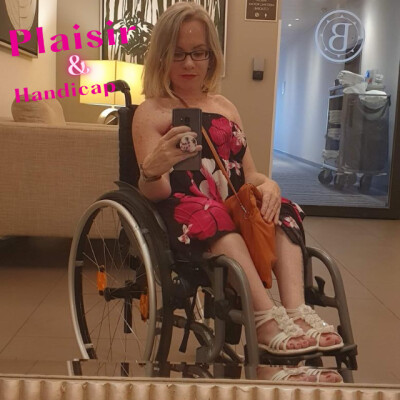 La voix dans ta tête est une connasse (et tu la laisses parler) 🎨💀 ☆2/100☆ cover