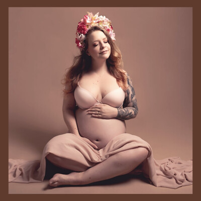 EP32 - Personne ne nous dit ce que ça implique de devenir mère. cover