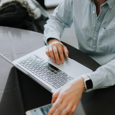 Productivité ou productivisme : le cas d’une équipe de développement logiciel cover