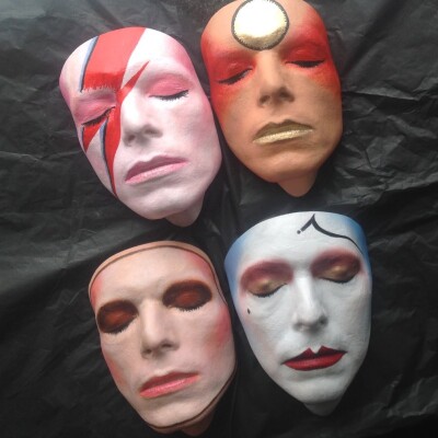 David Bowie : des masques en duo cover