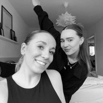 HORS-SÉRIE: retour sur un weekend entre amies cover