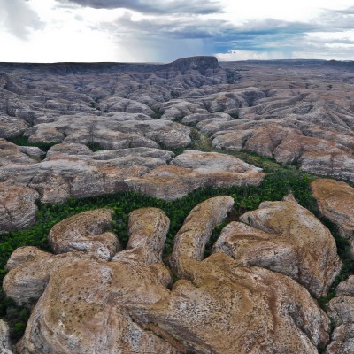 S03E41 Madagascar 2/10 : le Makay, un Éden menacé par la culture sur brûlis, Evrard Wendenbaum (explorateur) cover