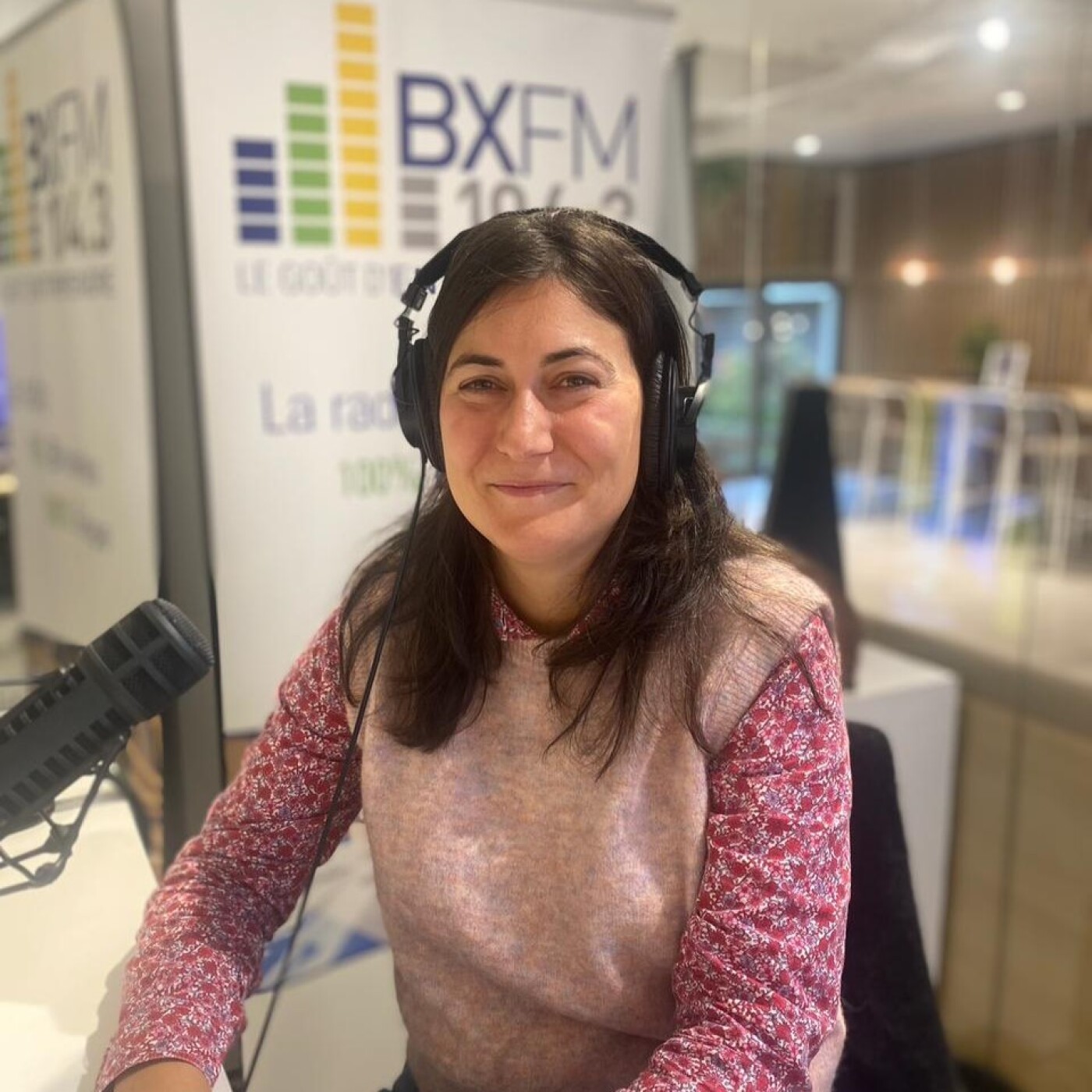 BXFM 104.3 || 100% Bruxelles || 100% Europe